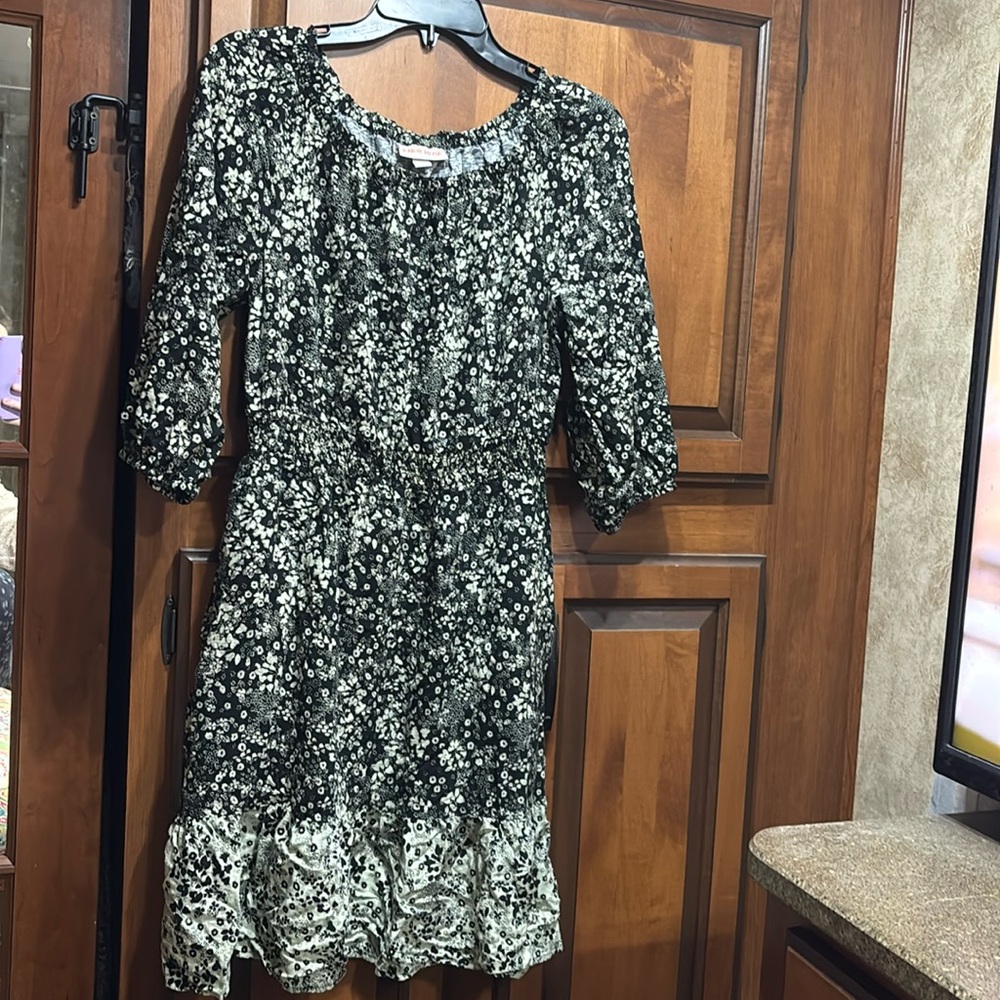 Knox Rose Black & Cream Floral Print Dress